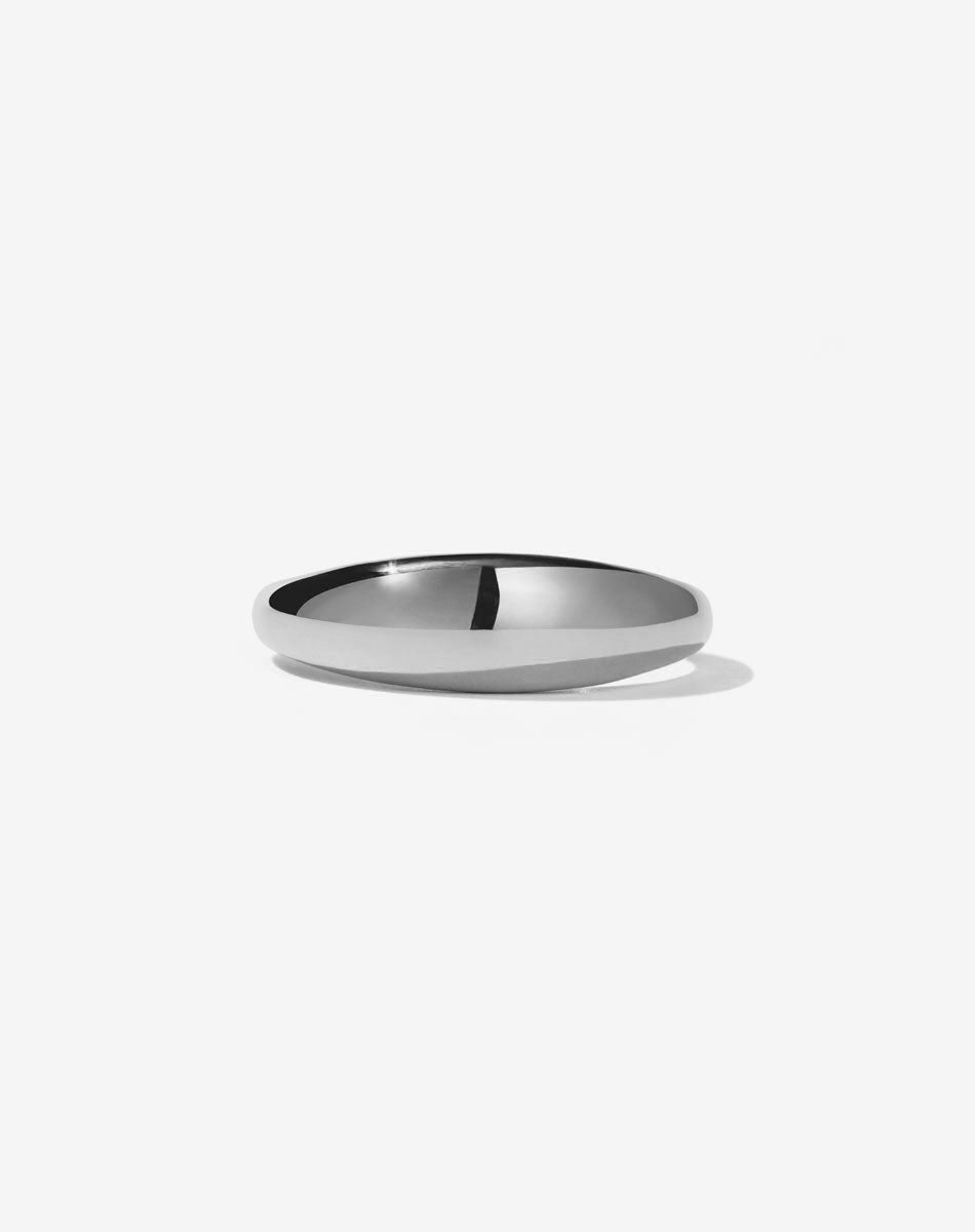 Claude Ring Plain | Sterling Silver